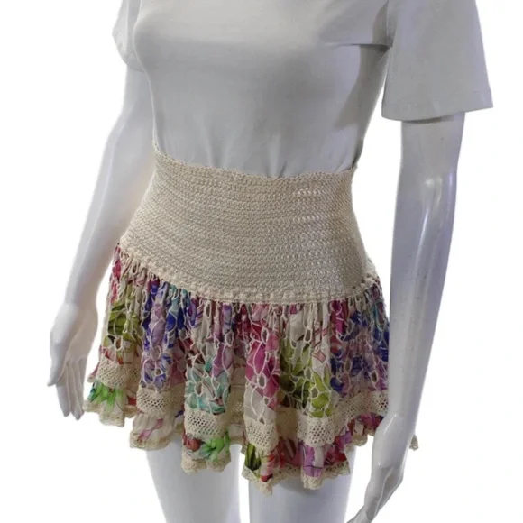 Sunday Tropez France Silk lace trim Floral Off-Shoulder Top & skirt set xs-s